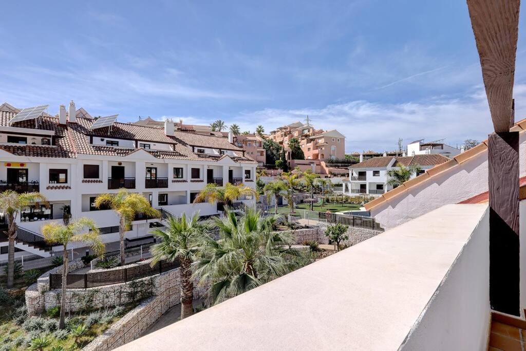 Apartamento Stunning Modern Townhouse In Riviera Del Sol Málaga